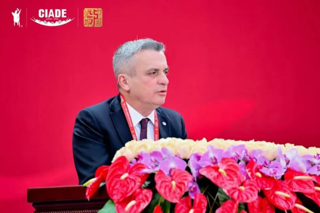 第二十届中国国际酒业博览会在泸州盛大开幕