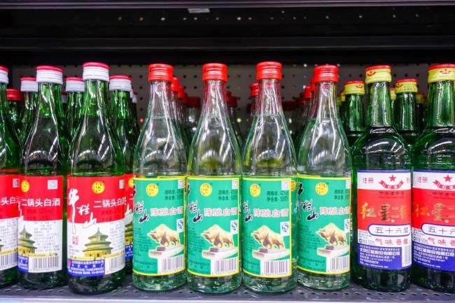 白酒业，攻守分化